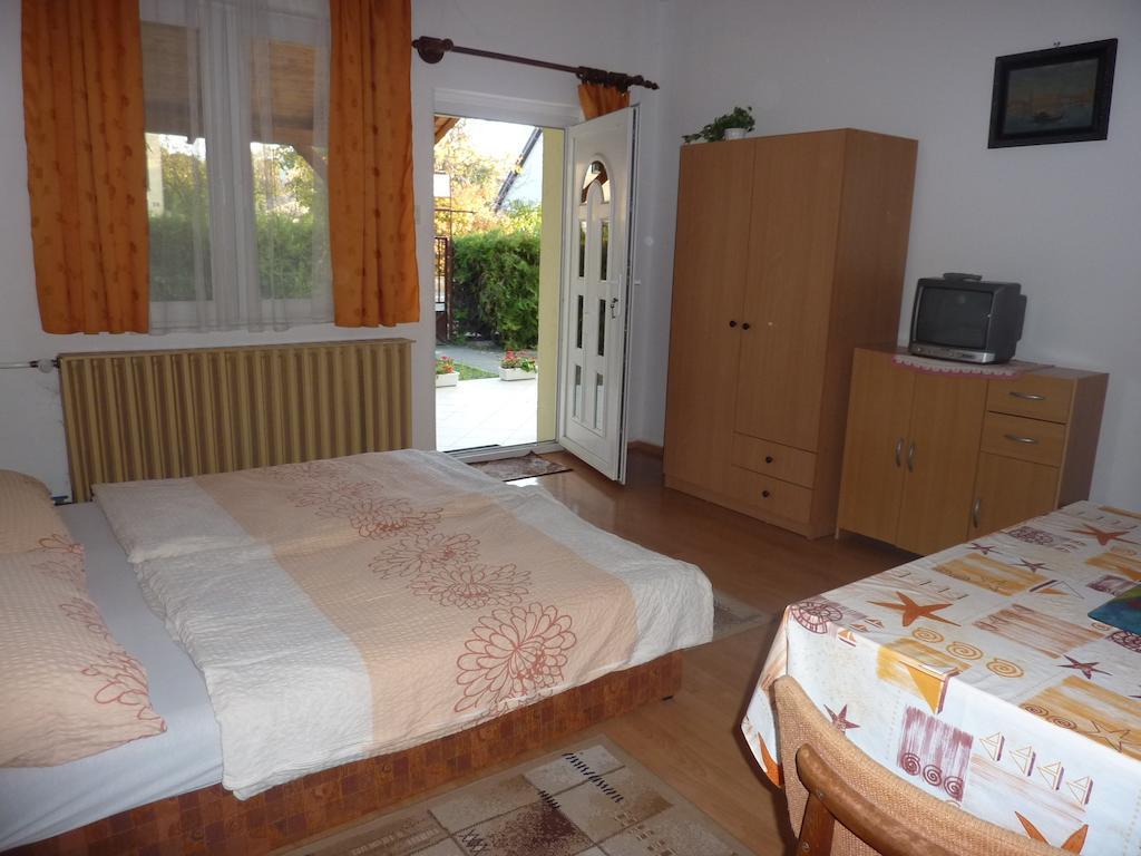 Bridgehaus Balatonfüred Quarto foto
